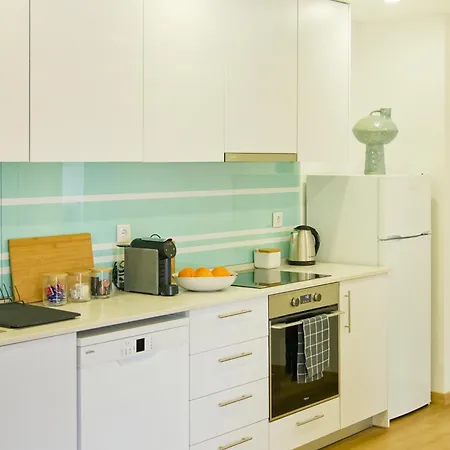 Beachside Modern Flat With Ac, By Timecooler Setubal