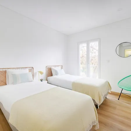 Apartment Beachside Modern Flat With Ac, By Timecooler Setubal