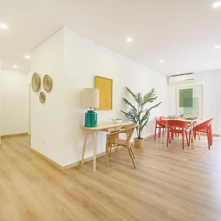 Beachside Modern Flat With Ac, By Timecooler Setubal