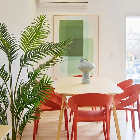 Beachside Modern Flat With Ac, By Timecooler Setubal