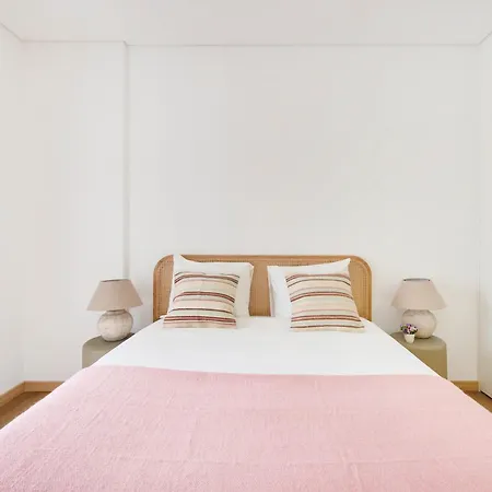 Beachside Modern Flat With Ac, By Timecooler *