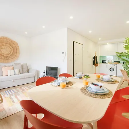 Beachside Modern Flat With Ac, By Timecooler *