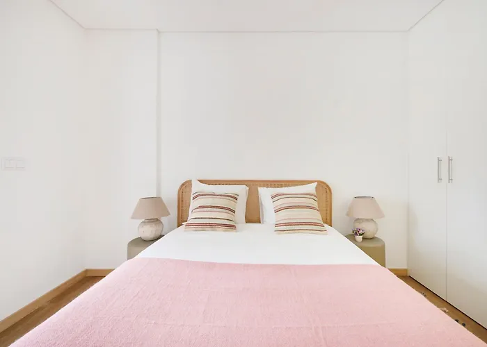 Beachside Modern Flat With Ac, By Timecooler *