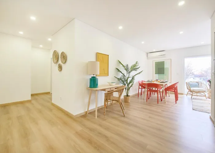 Beachside Modern Flat With Ac, By Timecooler Setúbal