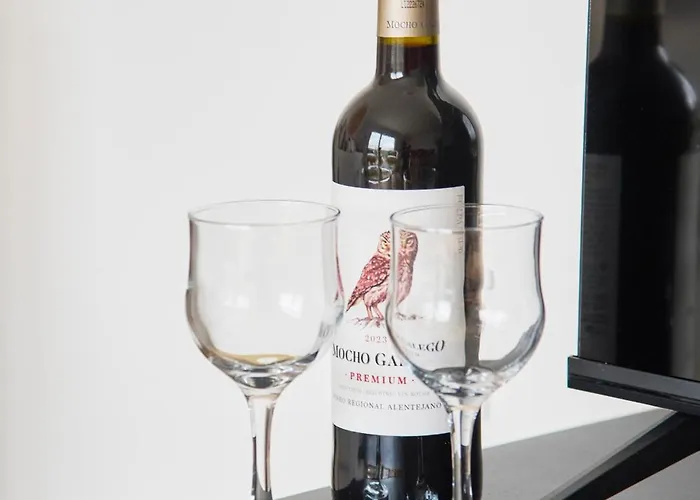 Beachside Modern Flat With Ac, By Timecooler *