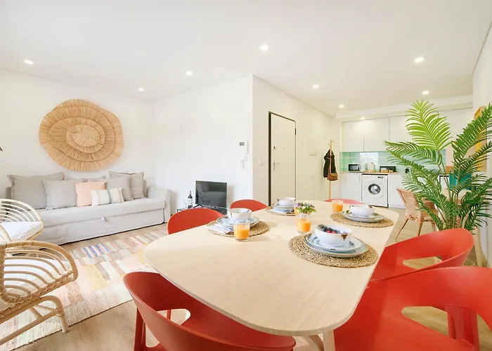 Beachside Modern Flat With Ac, By Timecooler *